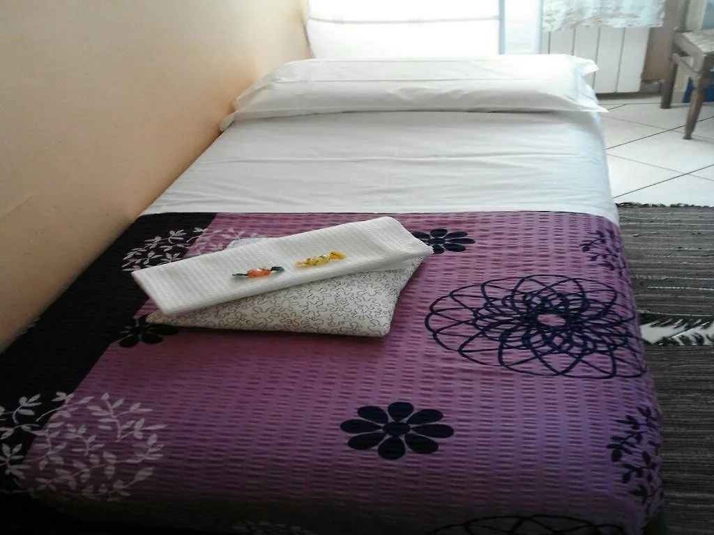 Bed & Breakfast Stazione Centrale Affitta Camere Bologna Italia